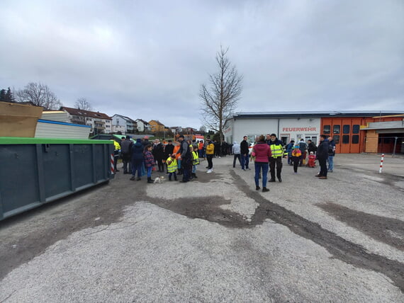 Treffpunkt bei der Feuerwehr Cleebronn